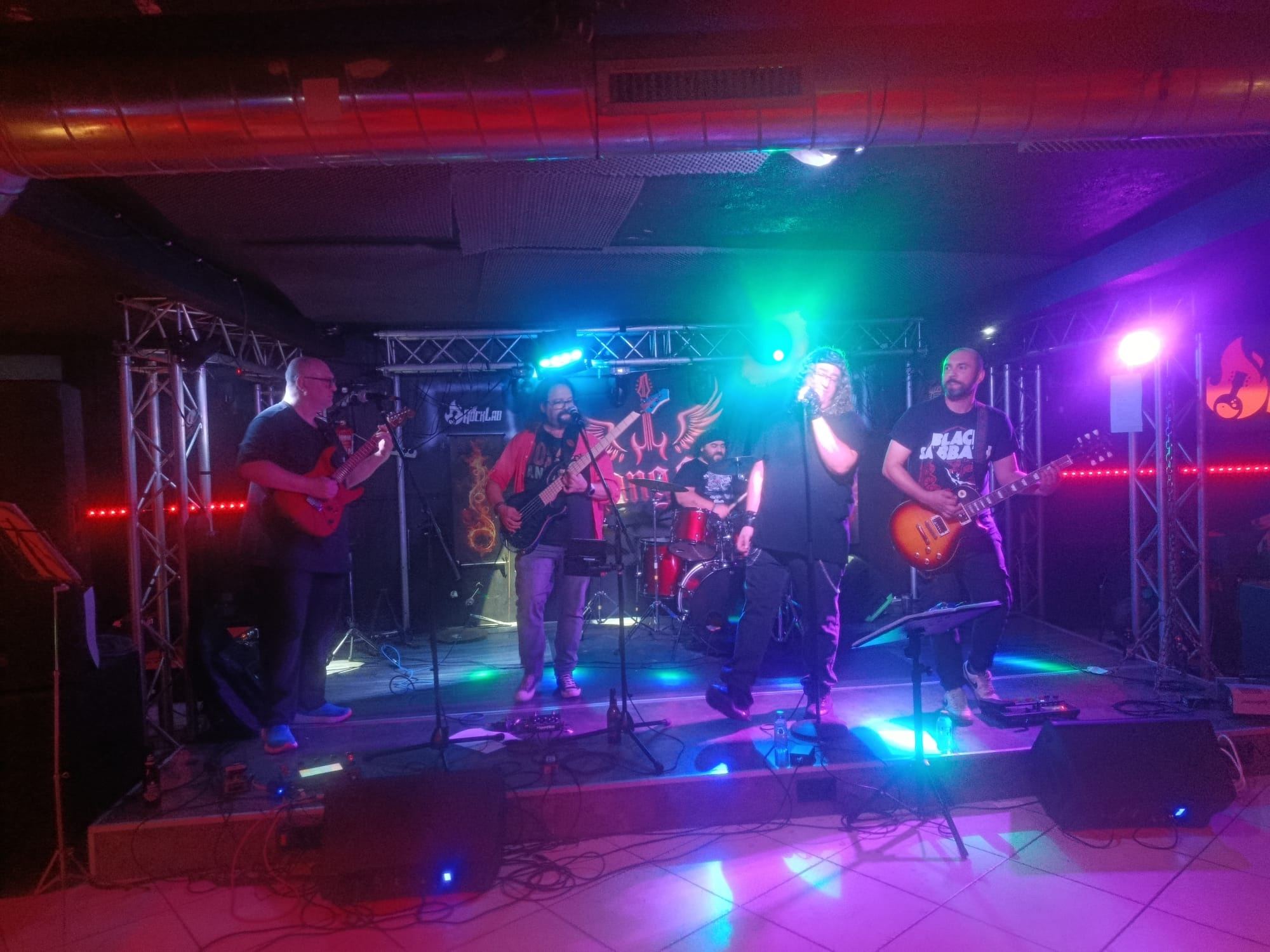 HangOut en directo en The RockLab